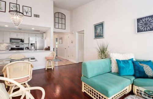 Venice Condo | Seascape: Home in Venice.