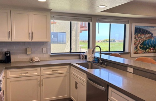 Rio del Mar Condo | Seascape Villa-Deluxe – Luxury Beachfront Escape with Resort Amenities