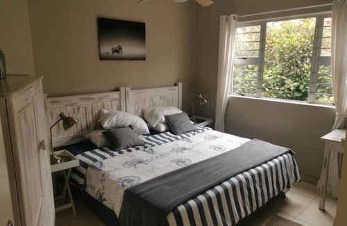 Umkomaas Bed & Breakfast | Seascapes Cottage