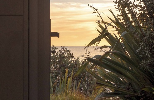 Raumati South House | Seascapes Waterfront 3