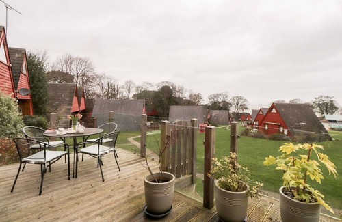 Martin Cottage | Seashell Cottage Lodge 97