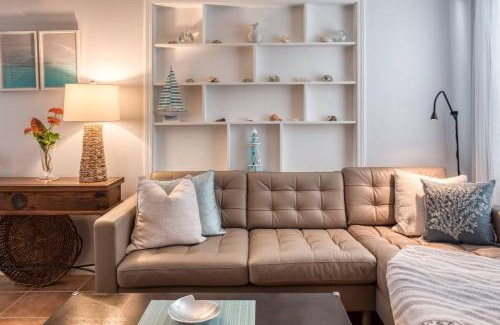 Surfcrest Village House | Seashell House