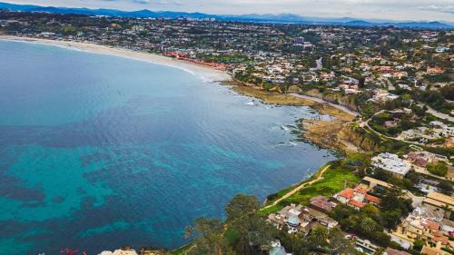 Village of La Jolla Apartment | Seashore Buyout by AvantStay Sleeps 21 7 Spaces