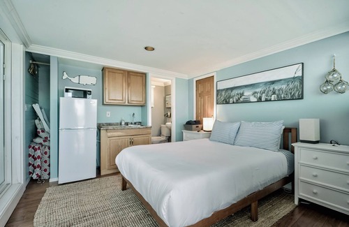 Ocean Bay Park Hotel | Seashore Condo Hotel #12B, Cozy Fire Island Escape, Near Ferry - With Bay Views and Steps from the Beach.