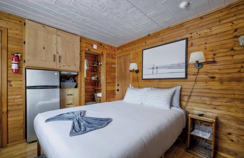 Ocean Bay Park Hotel | Seashore Condo Hotel Junior Suite First Floor, Cozy Fire Island Escape, Near Ferry - With Bay Views and Steps from the Beach.