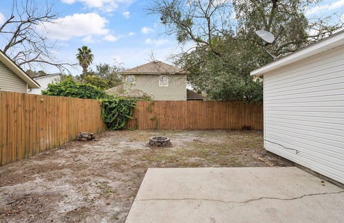 Brunswick House | Seashore Cottage | 3 Bed, 2 Bath