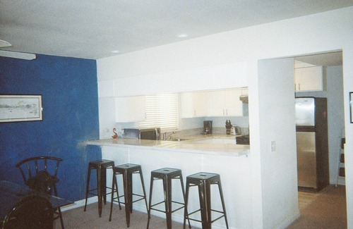 West Newport House | Seashore Dr - 11 Bikes, 10 Boards, 8 Wetsuits, 11 Beach Chairs & Toys -