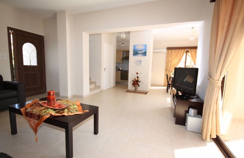 Pissouri Villa | Seaside 2-Bedroom Villa with Private Pool, Garden & WiFi – Your Perfect Escape!