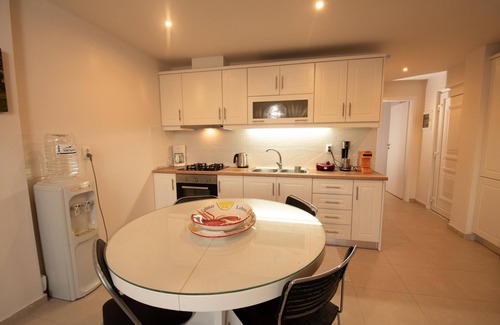 Kaloi Limenes Apartment | Seaside apartments - Cristina