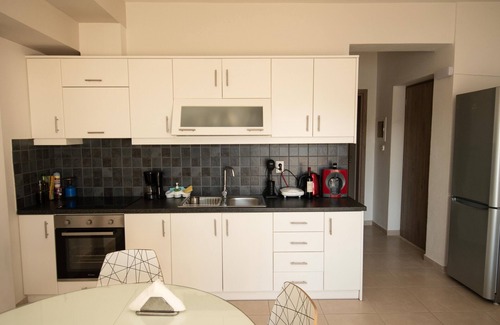 Kaloi Limenes Apartment | Seaside Apartments - Angela offers the traveler many things to see