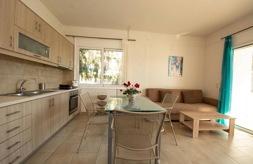 Faistos Apartment | Seaside Apartments-Dimitra