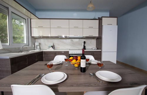 Faistos Apartment | Seaside Apartments-Pasifai