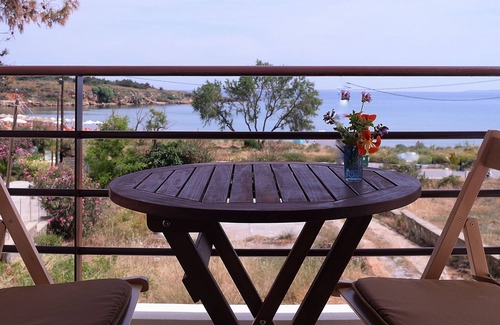 Daratsos Apartment | Seaside apartment Chrissi Akti
