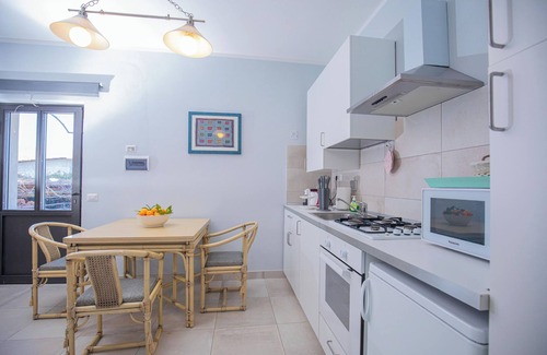 Fonte Blanda Apartment | Seaside apartment in Bengodi