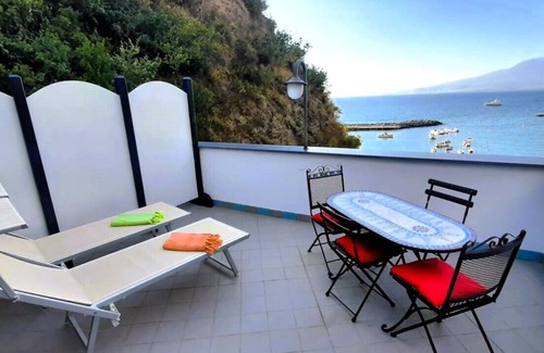 Vico Equense Apartment | Seaside apartment with panoramic terrace on the Sorrento Coast