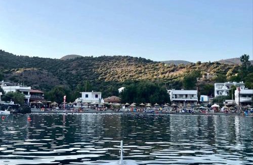 Kaloi Limenes Apartment | Seaside Apartments-Cristina