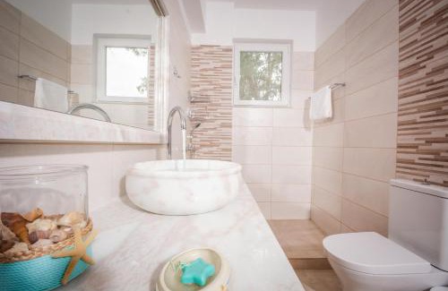 Kaloi Limenes Apartment | Seaside Apartments