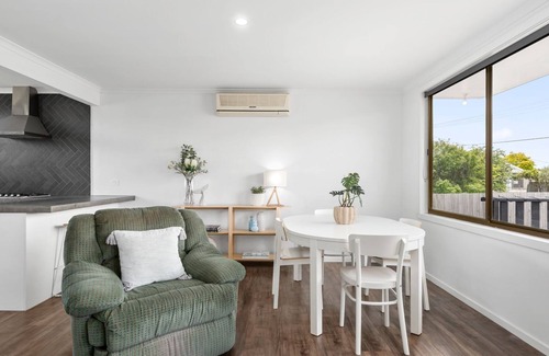 St Leonards House | Seaside Bliss - Charming home just a short stroll from the beach.