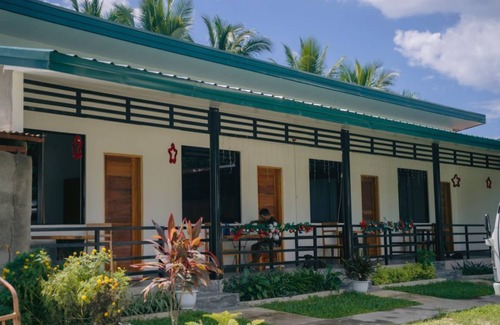 Hinoba-an Apartment | Seaside Bliss: Tranquil Living for up to Four Guests