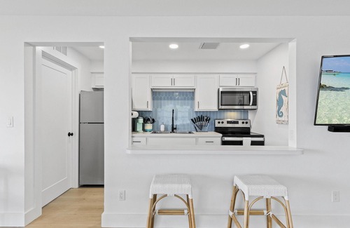 Isles of Capri House | Seaside Boathouse on the Isles of Capri!