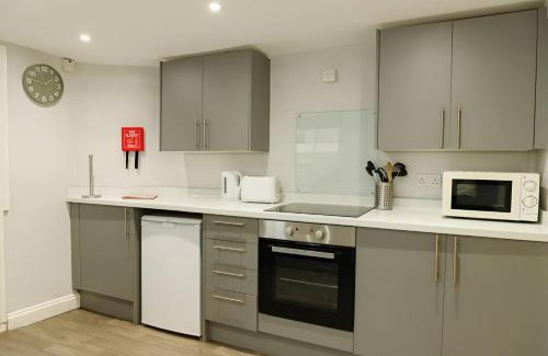 Llandudno Apartment | Seaside Charm 1BR Coastal Retreat in Wales
