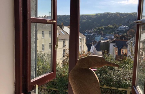 Kingsand Cottage | Seaside cottage in heart of picturesque village by the coast path and beaches