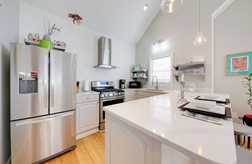 Buxton Cottage | Seaside Cottage w/Private Pier - 3 Miles to Beach