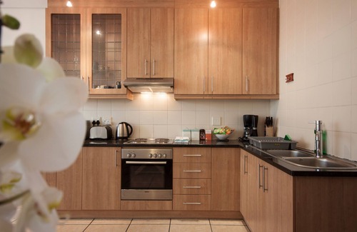 Big Bay Apartment | Seaside Deluxe Apartment, upmarket self catering accommodation in Big Bay