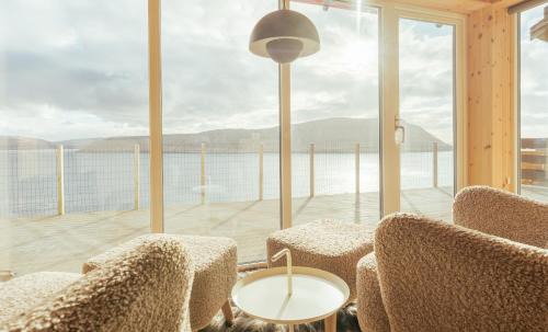 Velbastaur House | Seaside Escape - 2 Bedroom Home with Stunning Views