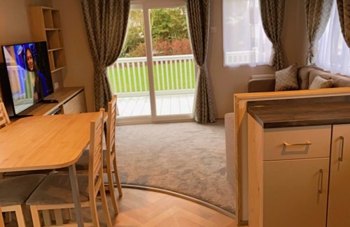 Cayton Bay House | Seaside Escape in Scarborough