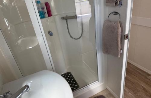 Kilkeel House | Seaside Escape Modern Mobile Home Stay