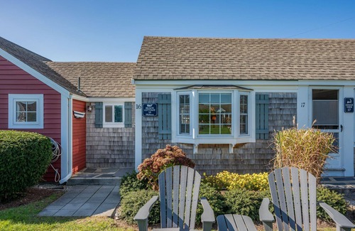 Yarmouth Cottage | Seaside Escape at The Beach Cottage