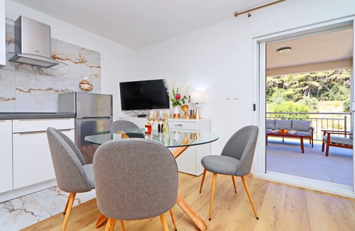 Potirna House | Seaside family friendly house with a swimming pool Cove Slatina, Korčula (K-23711)
