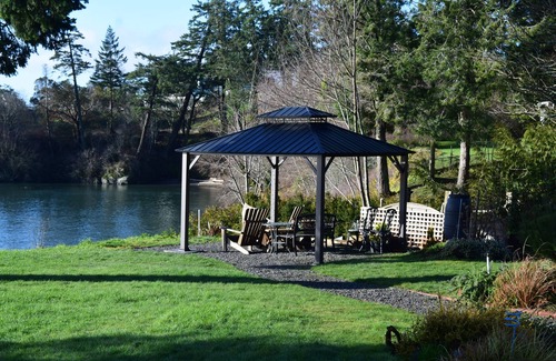 Metchosin Apartment | Seaside Family Home with a peaceful setting overlooking a sheltered bay