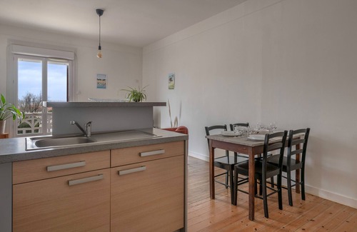 Le Cormier Apartment | seaside getaway at la Plaine sur mer