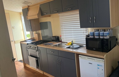 Chapel Saint Leonards Ski Chalet | Seaside Getaways Chapel Saint Leonards - sleeps 6