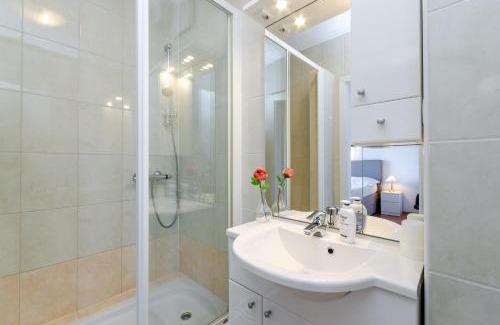 Jadranovo Apartment | Seaside Guesthouse by JR City Apartments