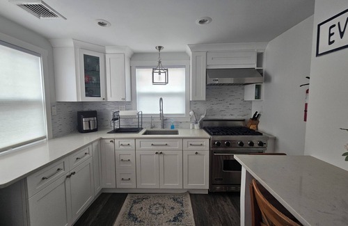 Seaside Heights Cottage | Seaside Heights Charming Cottage, Quiet Clean and Renewed.