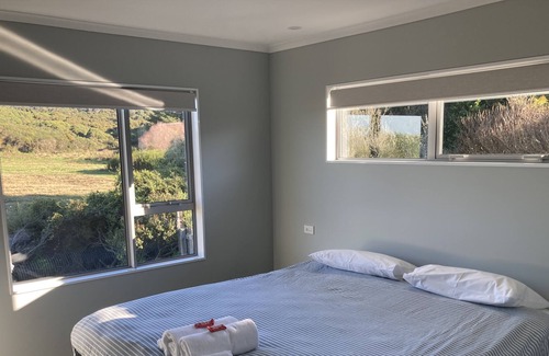 Kaka Point House | Seaside Holiday House, 30m from the beach.