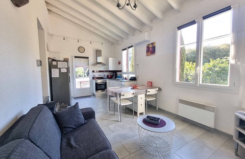 Port-Vendres Apartment | Seaside House in Port-Vendres: AC, Garden, Parking, WiFi