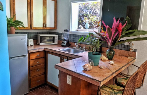 Antoneys Cay Bed & Breakfast | Seaside Inn