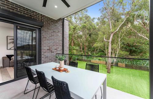 Noraville House | Seaside Manor