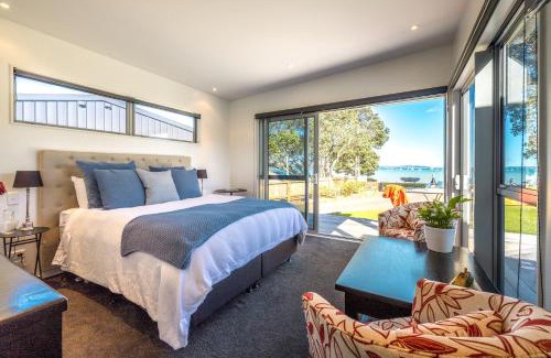 Blackpool Apartment | Seaside on Waiheke - Stay Waiheke