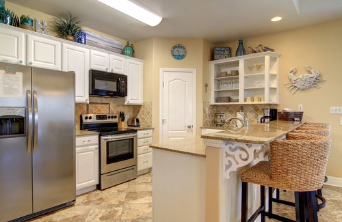 Sand Point House | Seaside Paradise – Upstairs Unit 3BR/2BA – Great deck! Close to beach and pool.