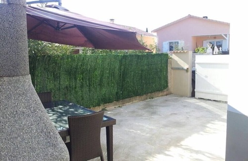 La Marana Apartment | Seaside pretty mini villa T2 400 m from the beach, 20 km from Bastia