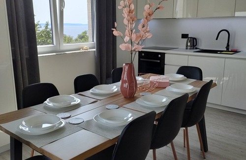 Kozino Apartment | Seaside residence - The Sunrise appartment