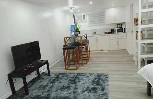Sipalay Hotel | Seaside Retreat: Beach Loft Living