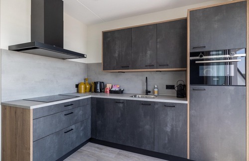 Sint-Annaland Apartment | Seaside Retreat, Sint-Annaland