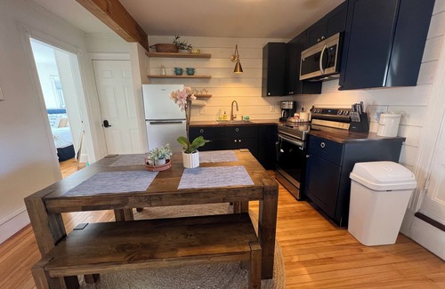 Portland Apartment | Seaside Retreat in Cape Elizabeth. Walk to 2 Beaches, restaurants + coffee shops