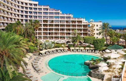 Playa del Ingles Hotel | Seaside Sandy Beach